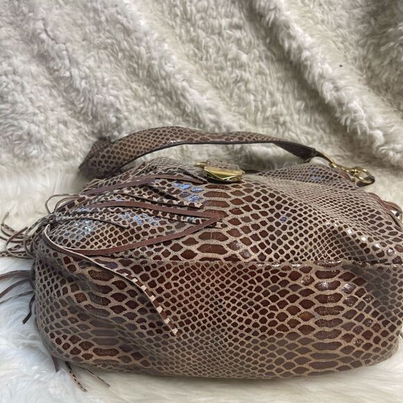G.I.L.I.  Leather Brown snake skin print Medium Boho shoulder bag Tasel accent . - Picture 7 of 12